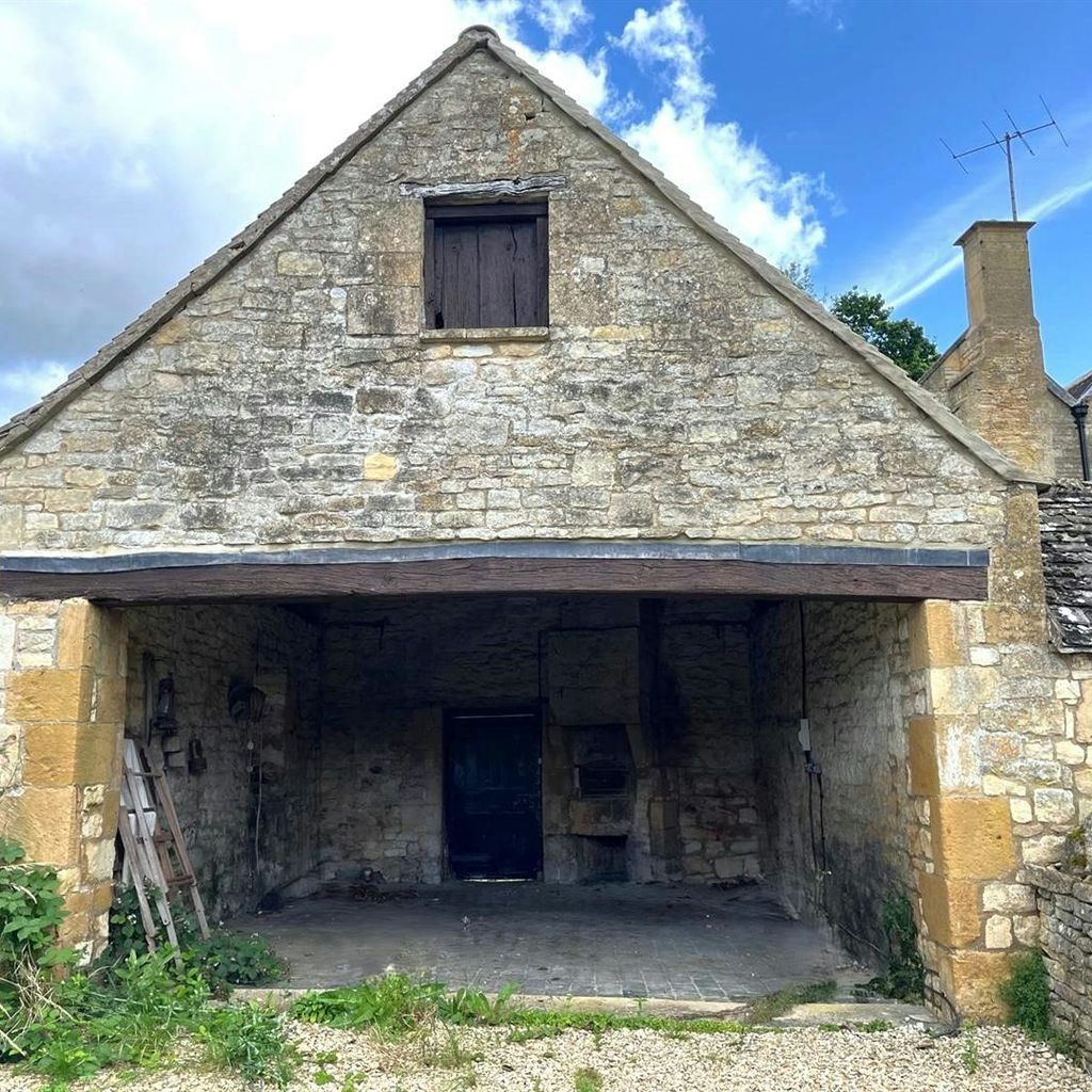 Wells Head Farmhouse - Car Port 2