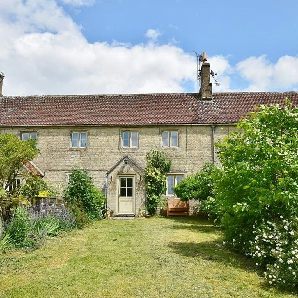 2 Ladbarrow Cottage - Main