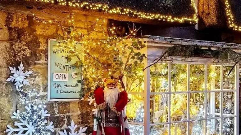 Broadway Christmas Shop Window